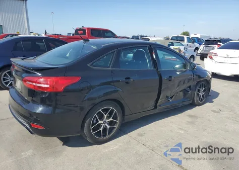 2016 Ford Focus Se z USA, uszkodzony, nr VIN 1FADP3F22GL310625